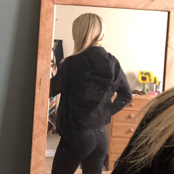 Levi’s black jacket - Picture 6 of 8